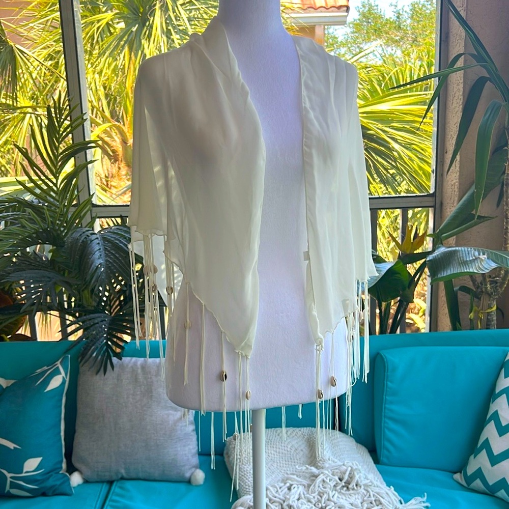 Sheer scarf with shells - Picture 4 of 7